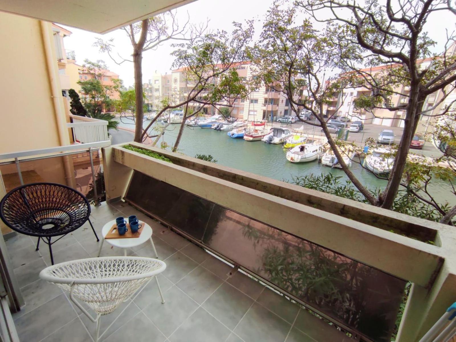 Superbe T2 Au Calme Avec Balcon Sur La Marina - 10 Apartment Canet-en-Roussillon Phòng bức ảnh